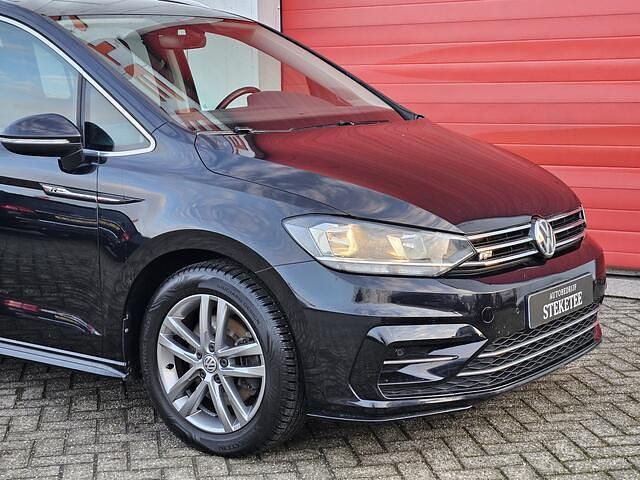Occasion VW Touran Highline 111 PK (81 kW) 2017 Zwart MPV