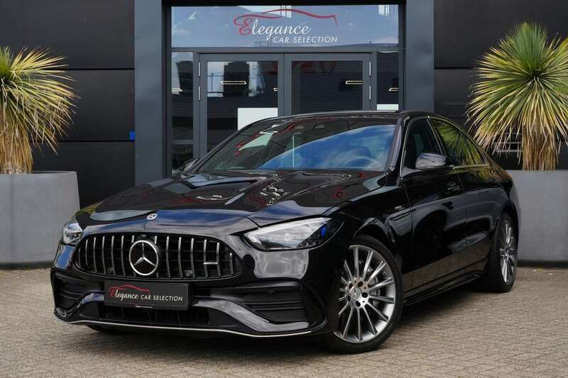 Grijs, metallic lak Gebruikt 2023 Mercedes C43 AMG AMG Sedan | € 79.950 (Duur) - Afbeelding 1/4