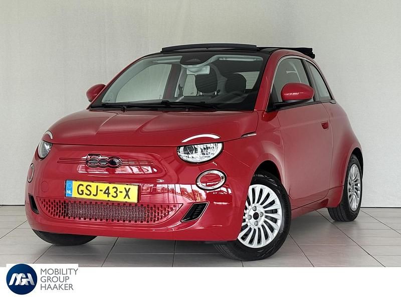 Rood Gebruikt 2023 Fiat 500C Red Cabriolet | € 21.900 (Eerlijke prijs) - Afbeelding 1/4