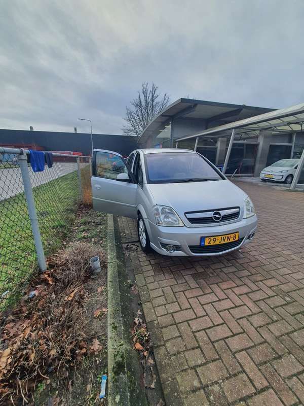 Afbeelding 4/4