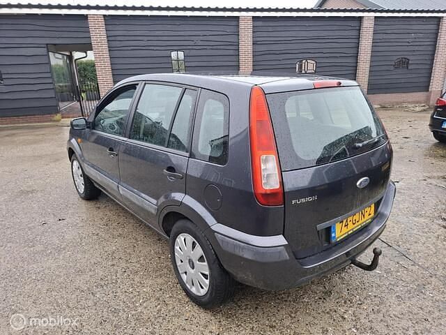 Occasion Ford Fusion 80 PK (58 kW) 2008 Grijs MPV