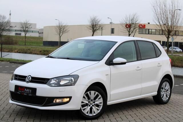 Wit Gebruikt 2013 VW Polo Life Hatchback | € 7.999 (Eerlijke prijs) - Afbeelding 1/4