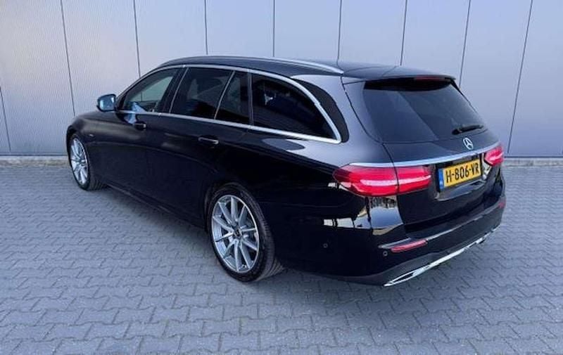 Occasion Mercedes E220 Style 195 PK (143 kW) 2019 Zwart, metallic lak Stationwagen