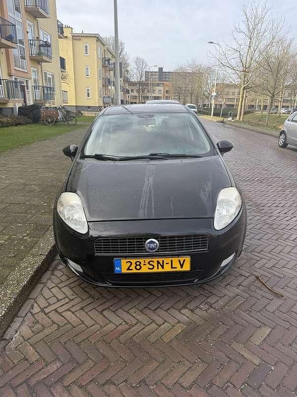 Occasion Fiat Punto 77 PK (56 kW) 2006 Zwart Hatchback