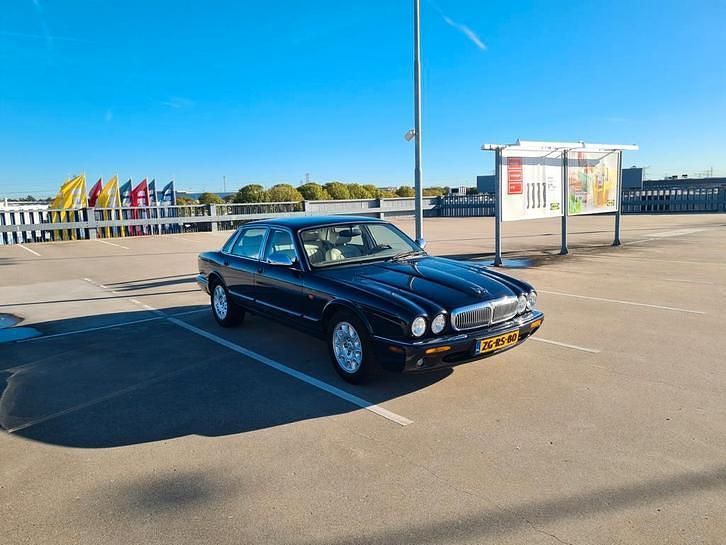Gebruikt 1999 Jaguar XJ Executive Sedan | € 4.950 (Eerlijke prijs) - Afbeelding 1/4