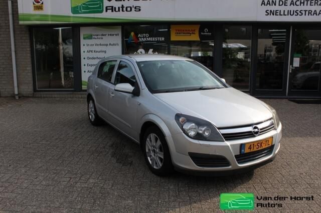 Grijs Gebruikt 2006 Opel Astra Edition Hatchback | € 1.750 (Eerlijke prijs) - Afbeelding 1/4