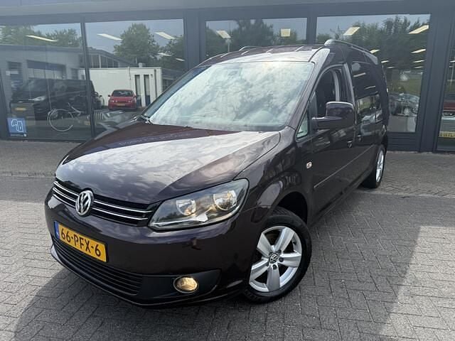 Rood Gebruikt 2011 VW Caddy Maxi Comfortline MPV | € 9.995 (Super prijs) - Afbeelding 1/4
