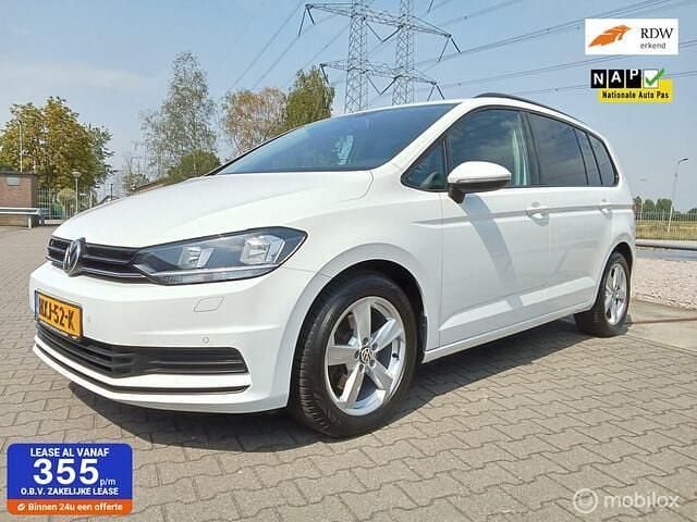 Wit Gebruikt 2018 VW Touran Comfortline MPV | € 21.950 (Eerlijke prijs) - Afbeelding 1/4