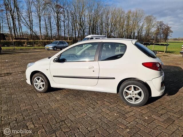 Occasion Peugeot 206+ 60 PK (44 kW) 2009 Wit Hatchback