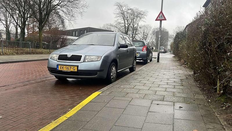 Occasion Skoda Fabia Classic 75 PK (55 kW) 2004 Grijs Hatchback