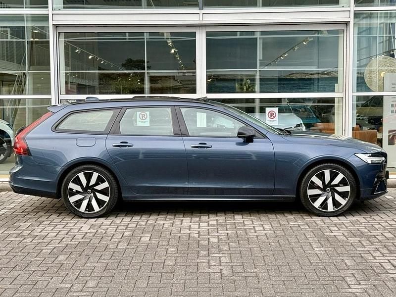 Occasion Volvo V90 Ultra 456 PK (335 kW) 2025 Blauw Stationwagen