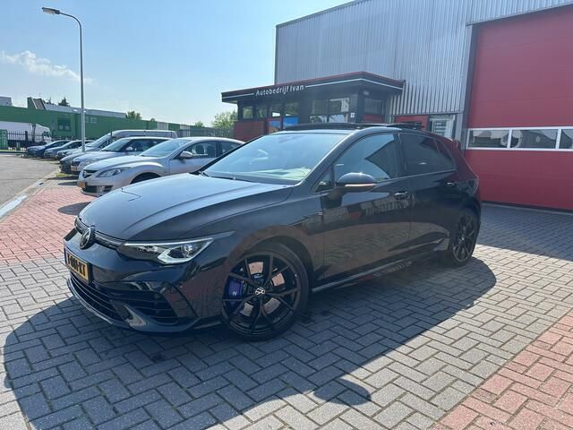 Zwart Gebruikt 2021 VW Golf VIII R Hatchback | € 43.990 (Eerlijke prijs) - Afbeelding 1/4