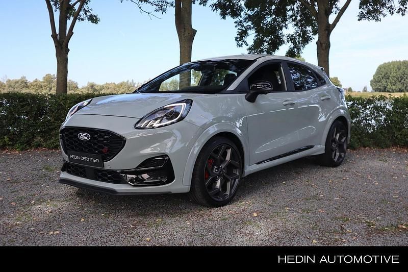 Grijs Gebruikt 2025 Ford Puma ST SUV | € 39.945 - Afbeelding 1/3