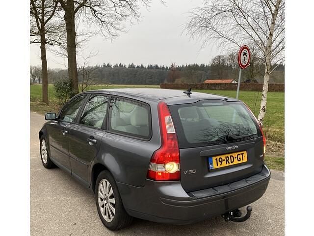 Occasion Volvo V50 140 PK (102 kW) 2005 Grijs Stationwagen