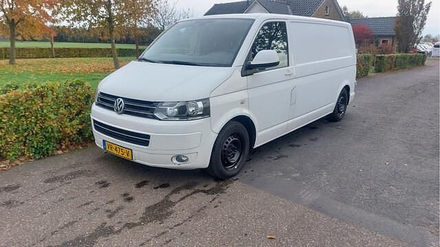 Wit Gebruikt 2015 VW T5 Highline Van | € 5.750 - Afbeelding 1/4