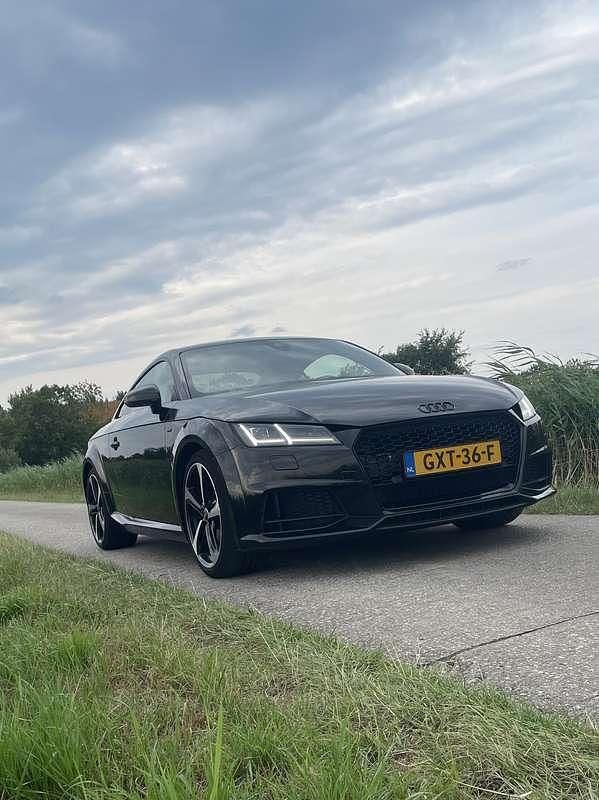 Zwart Gebruikt 2016 Audi TT Black Edition Coupé | € 19.799 - Afbeelding 1/4