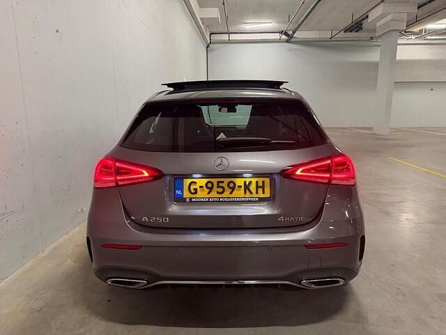 Occasion Mercedes A250 AMG 224 PK (164 kW) 2018 Grijs (metallic) Hatchback