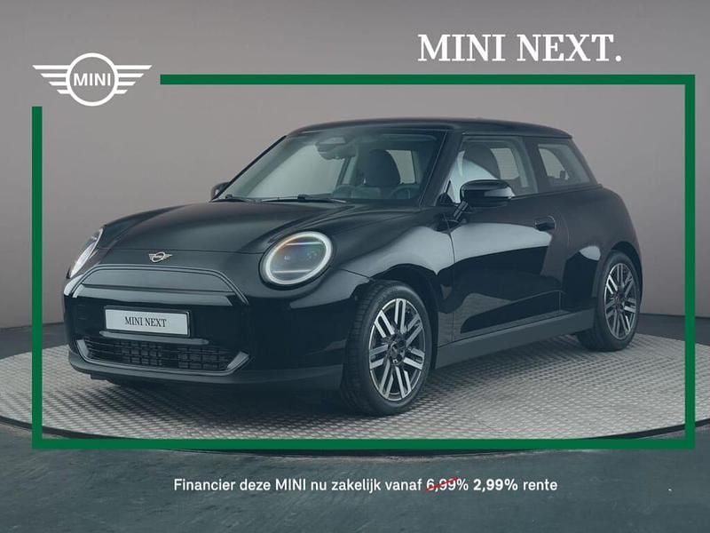 Nieuw Mini Cooper Classic 135 kW (184 PK) 2025 Zwart Hatchback