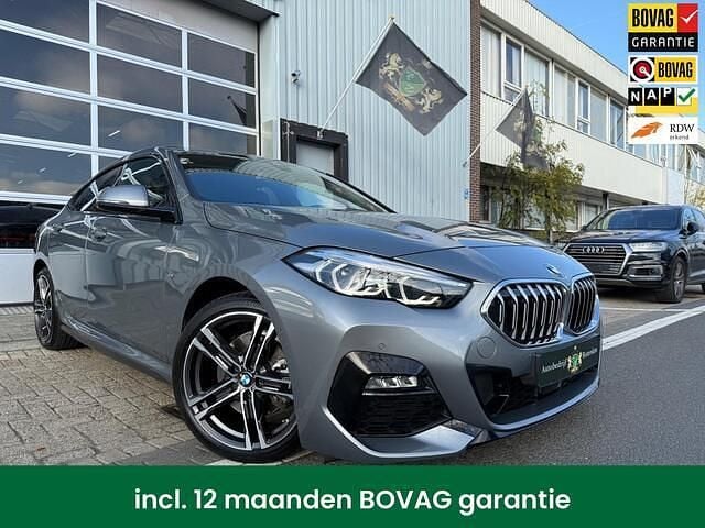 Grijs Gebruikt 2024 BMW 218 Executive Coupé | € 39.950 - Afbeelding 1/4