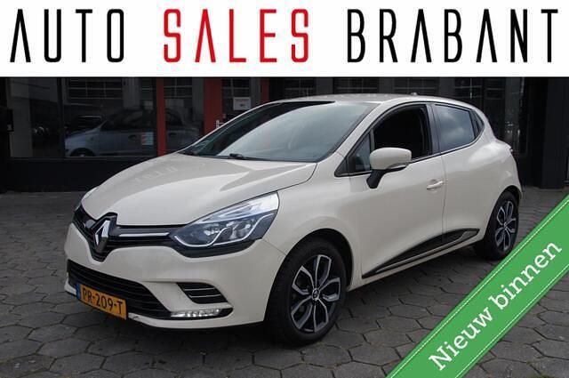 Bruin Occasion 2017 Renault Clio IV Zen Hatchback | € 7.490 (Eerlijke prijs) - Afbeelding 1/4