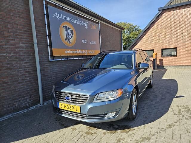 Blauw Gebruikt 2014 Volvo V70 Momentum Stationwagen | € 5.245 (Super prijs) - Afbeelding 1/4