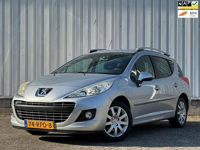 Grijs Gebruikt 2011 Peugeot 207 Sportium Stationwagen | € 3.349 (Eerlijke prijs) - Afbeelding 1/4