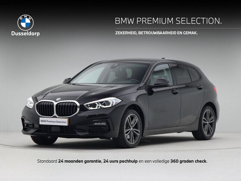 Zwart Gebruikt 2021 BMW 118 Sport Line Hatchback | € 23.450 (Eerlijke prijs) - Afbeelding 1/4