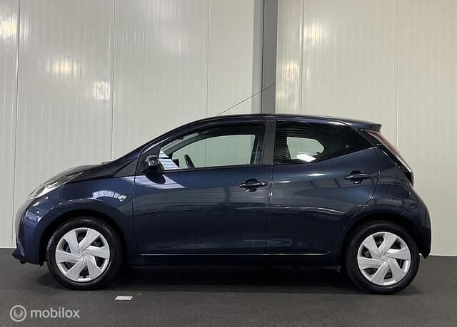 Occasion Toyota Aygo 69 PK (50 kW) 2015 Grijs Hatchback