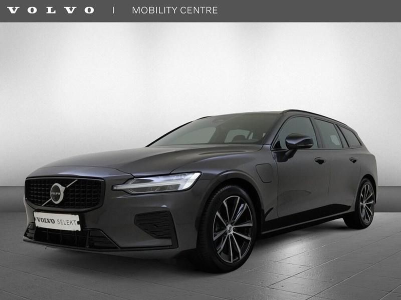 Grijs Occasion 2025 Volvo V60 Stationwagen | € 43.950 (Iets duurder) - Afbeelding 1/4
