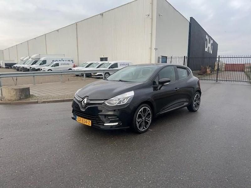 Zwart Occasion 2018 Renault Clio IV Zen Hatchback | € 7.950 (Eerlijke prijs) - Afbeelding 1/4