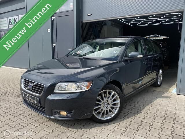 Grijs Gebruikt 2009 Volvo V50 Stationwagen | € 1.995 (Goede deal) - Afbeelding 1/4