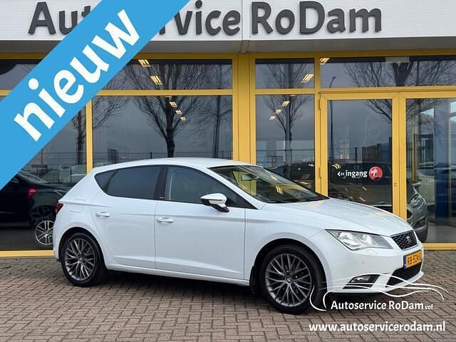 Occasion Seat Leon 105 PK (77 kW) 2014 Wit (metallic) Hatchback