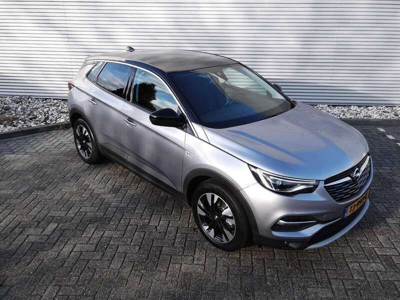 Grijs Gebruikt 2018 Opel Grandland X Ultimate SUV | € 17.750 (Eerlijke prijs) - Afbeelding 1/4