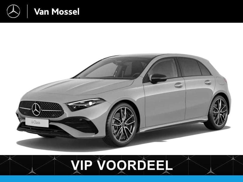 Grijs Nieuw 2025 Mercedes A250 Business Hatchback | € 49.945 (Duur) - Afbeelding 1/4