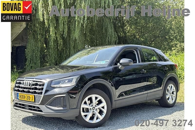 Zwart Gebruikt 2023 Audi Q2 Proline SUV | € 24.945 (Eerlijke prijs) - Afbeelding 1/4