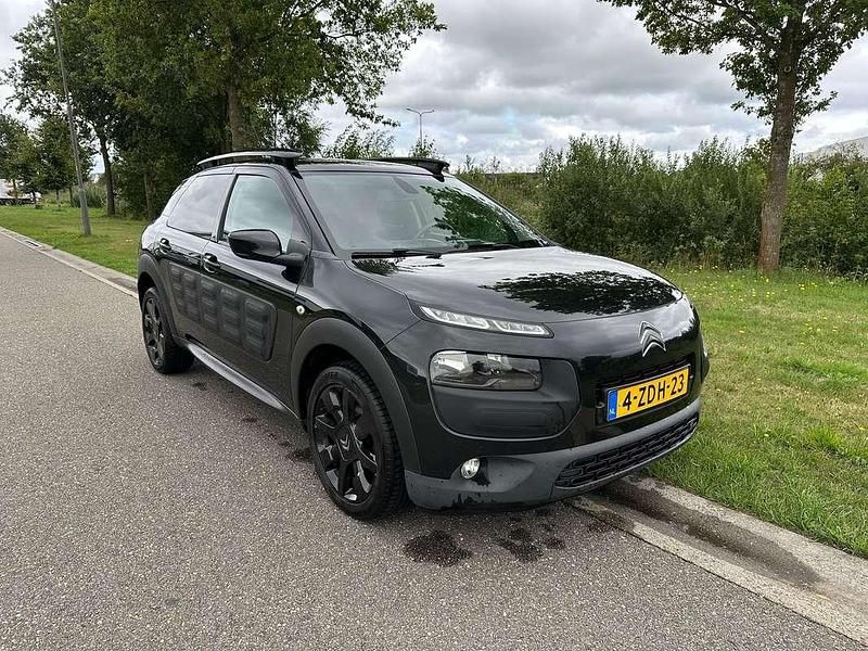 Zwart Gebruikt 2014 Citroën C4 Cactus Shine Hatchback | € 6.250 (Goede deal) - Afbeelding 1/4
