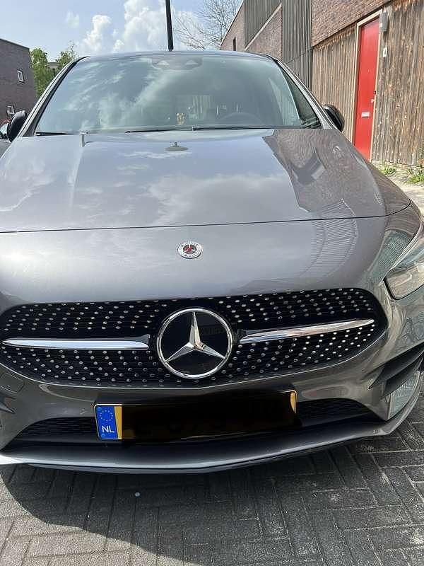 Occasion Mercedes B180 Business 136 PK (100 kW) 2021 Grijs MPV