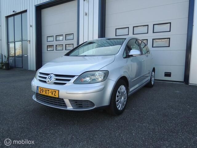 Grijs, metallic lak Gebruikt 2007 VW Golf Plus MPV | € 2.150 (Goede deal) - Afbeelding 1/4