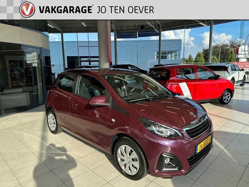 Paars Gebruikt 2016 Peugeot 108 Active Hatchback | € 7.350 (Eerlijke prijs) - Afbeelding 1/4