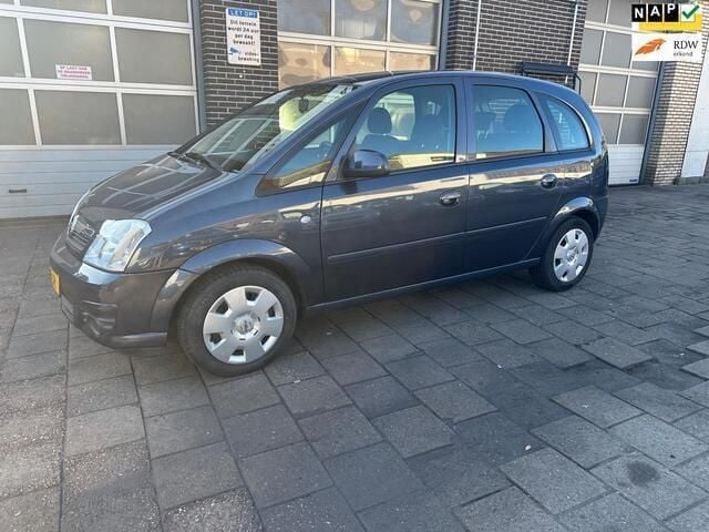 Grijs Gebruikt 2006 Opel Meriva Enjoy MPV | € 2.450 (Eerlijke prijs) - Afbeelding 1/4