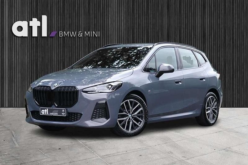 Grijs Gebruikt 2023 BMW 218 Active Tourer M Sport MPV | € 29.450 - Afbeelding 1/4