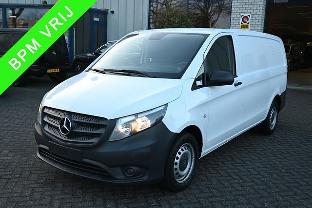 Wit Occasion 2022 Mercedes Vito Van | € 26.950 (Goede deal) - Afbeelding 1/4