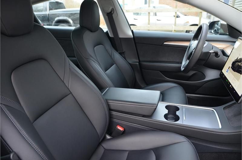 Occasion Tesla Model 3 Performance 461 kW (627 PK) 2026 Zwart Sedan