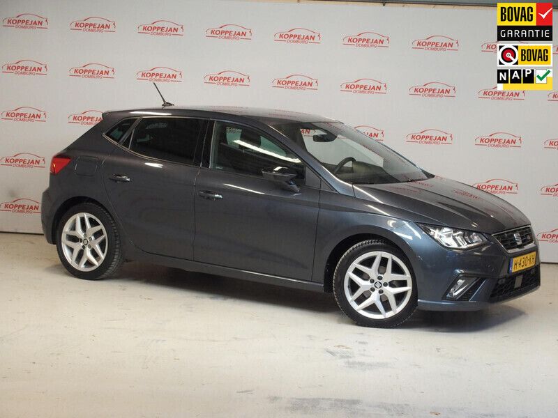 Grijs Gebruikt 2020 Seat Ibiza Business Hatchback | € 16.945 (Iets duurder) - Afbeelding 1/4