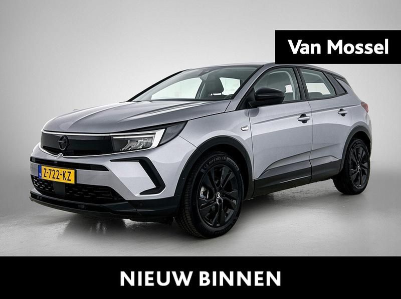 Grijs Occasion 2024 Opel Grandland X SUV | € 30.940 (Goede deal) - Afbeelding 1/4