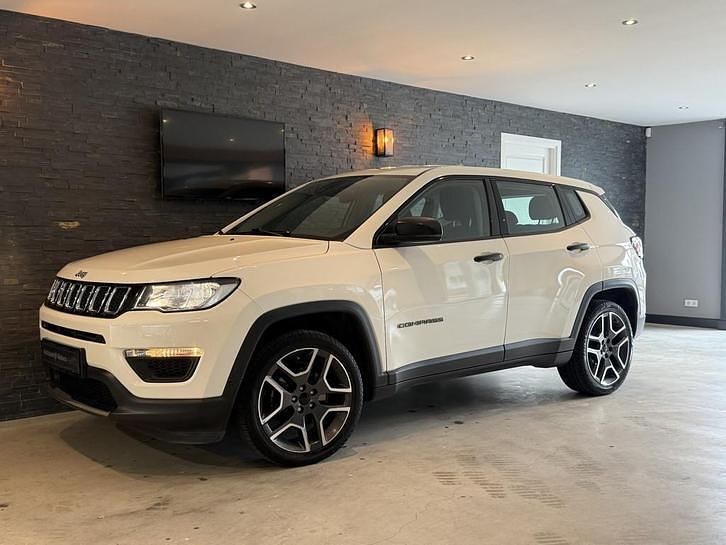 Wit Gebruikt 2018 Jeep Compass Sport SUV | € 15.450 (Eerlijke prijs) - Afbeelding 1/4
