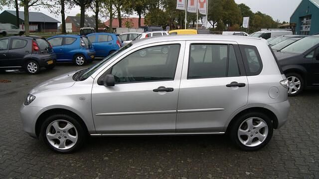 Occasion Mazda 2 Touring 80 PK (58 kW) 2006 Grijs MPV