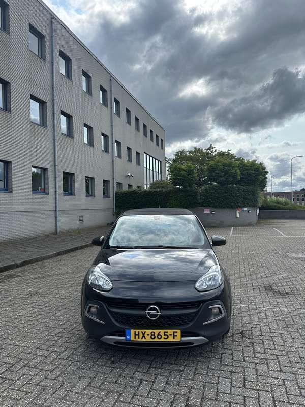 Gebruikt 2016 Opel Adam Rocks Hatchback | € 7.400 (Eerlijke prijs) - Afbeelding 1/4
