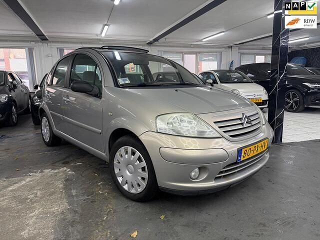 Beige Occasion 2005 Citroën C3 Exclusive Hatchback | € 2.250 (Eerlijke prijs) - Afbeelding 1/4