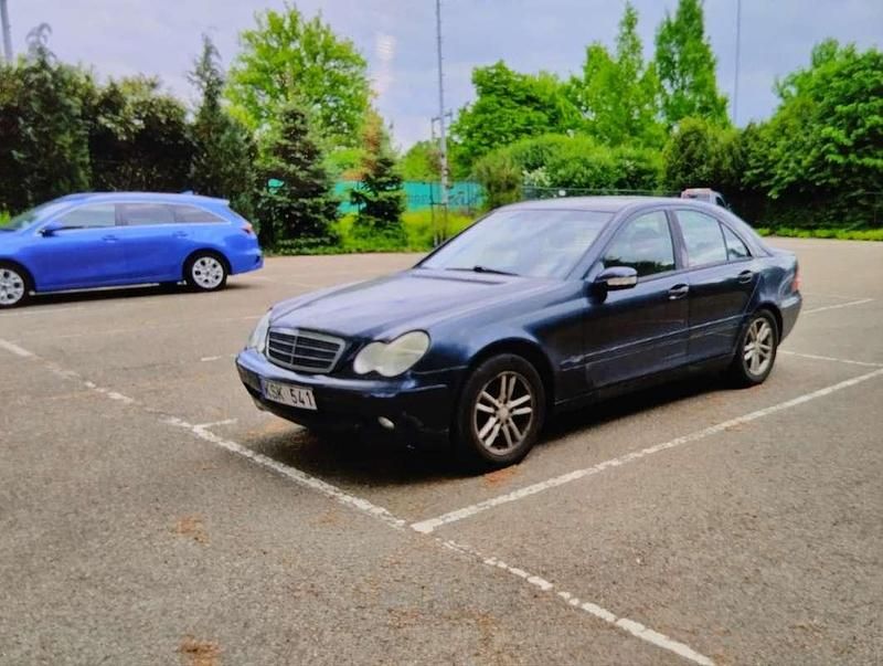 Occasion 2000 Mercedes C200 Classic Sedan | € 1.300 (Eerlijke prijs) - Afbeelding 1/4